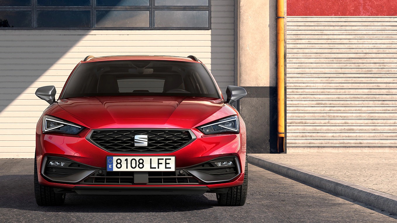 seat-leon-sportstourer-front-grille.jpg