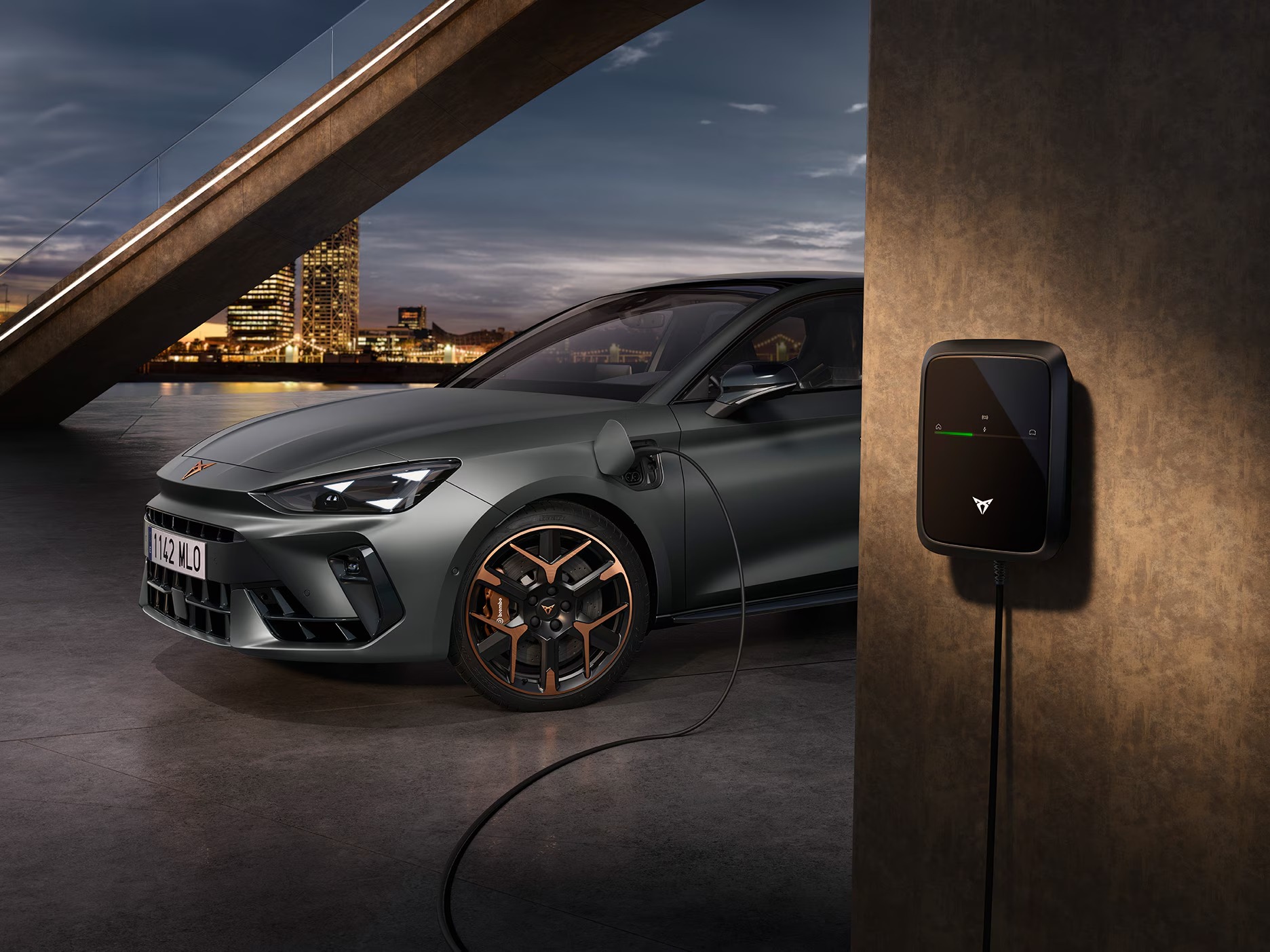 cupra-leon-hybrid-engine.jpg